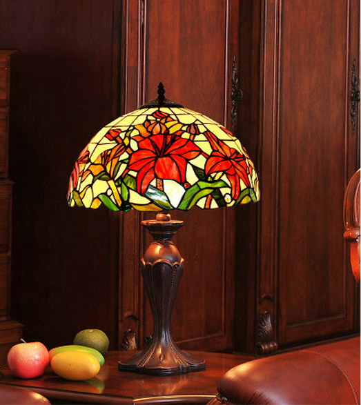 Large 16" Blooming lily Style Tiffany Table Lamp