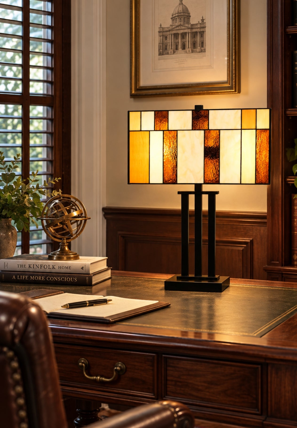 Large Modern Geometric Stained Glass Table Lamp – Amber Gold