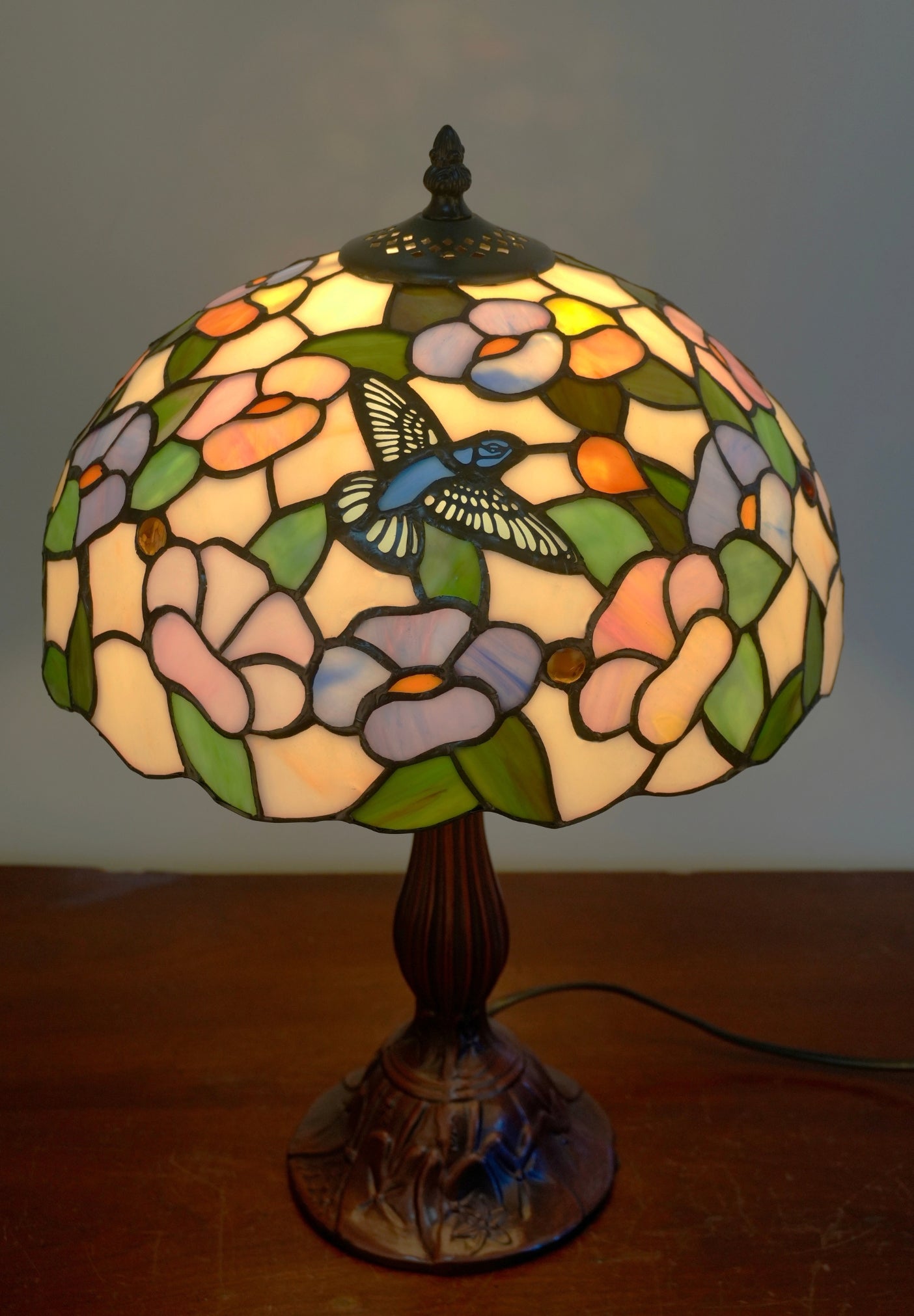 12" Hummingbird Garden Stained Glass Tiffany Bedside Lamp