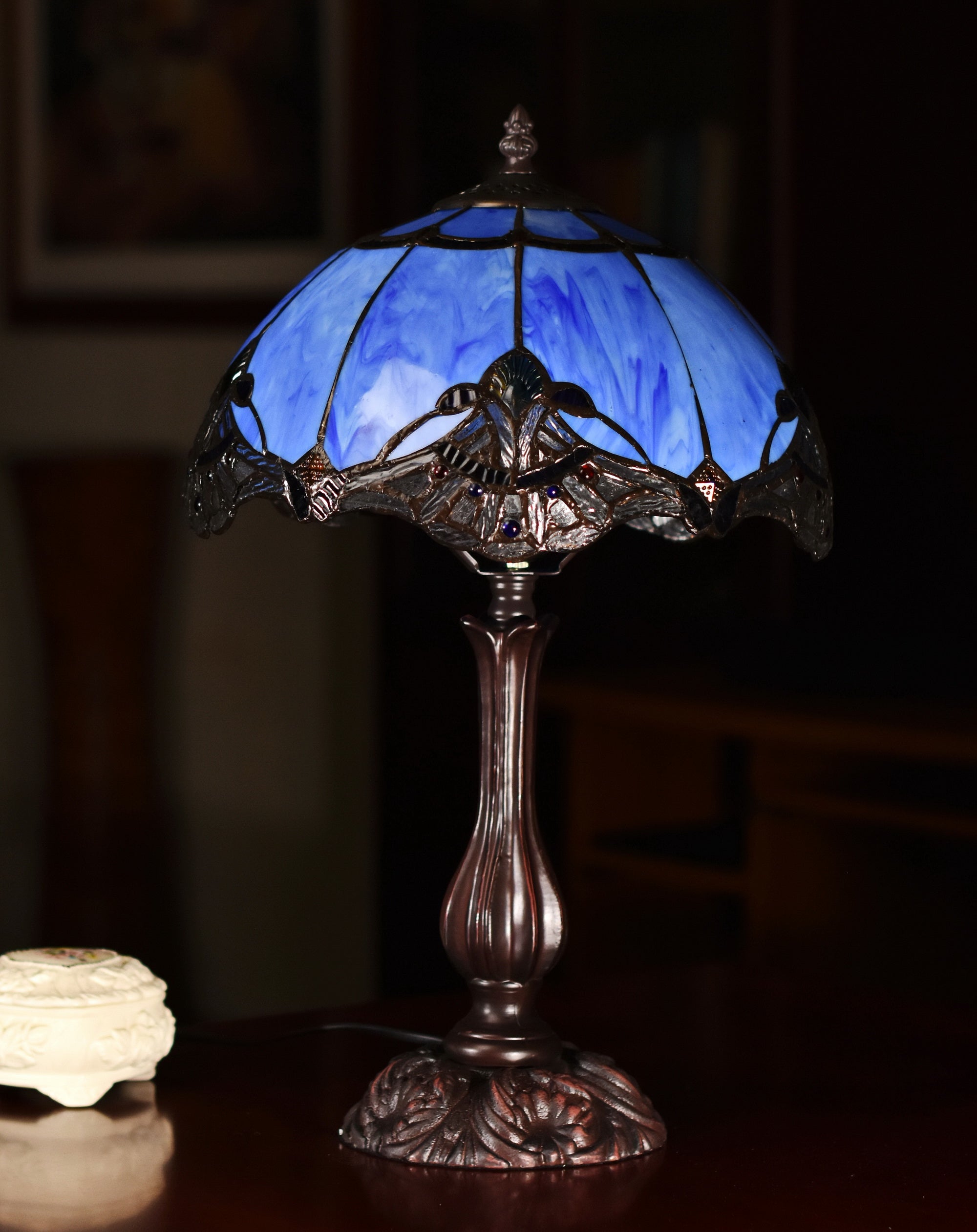 12" Baroque Accent Style Tiffany Bedside Lamp