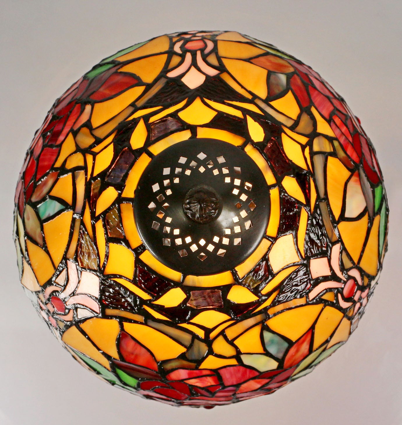 12" Red Camellia Tiffany-Style Bedside Lamp