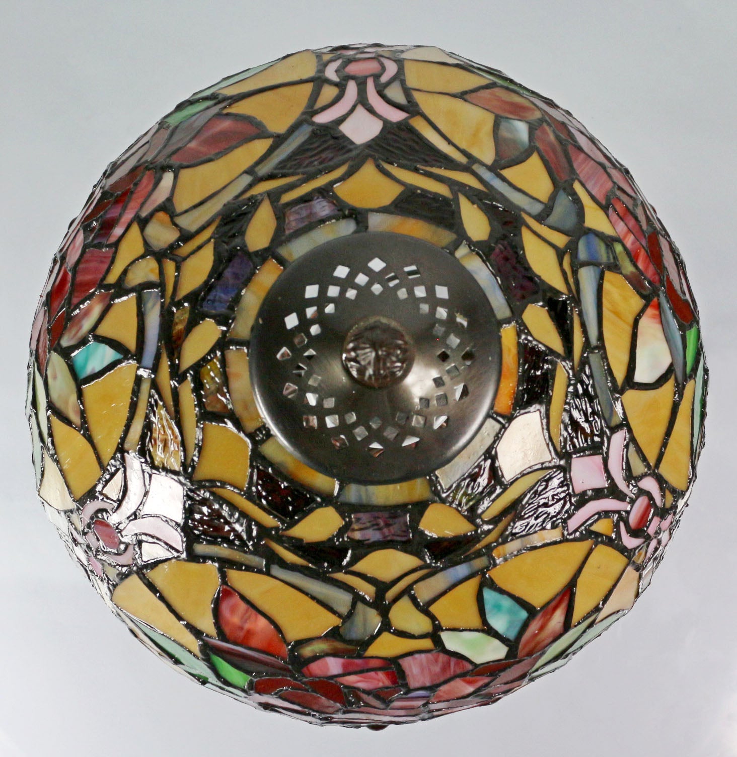 12" Red Camellia Tiffany-Style Bedside Lamp