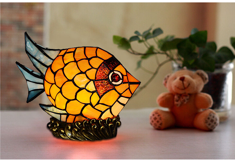 Tiffany Leadlight Art Deco Stained Glass Fish Accent Lamp