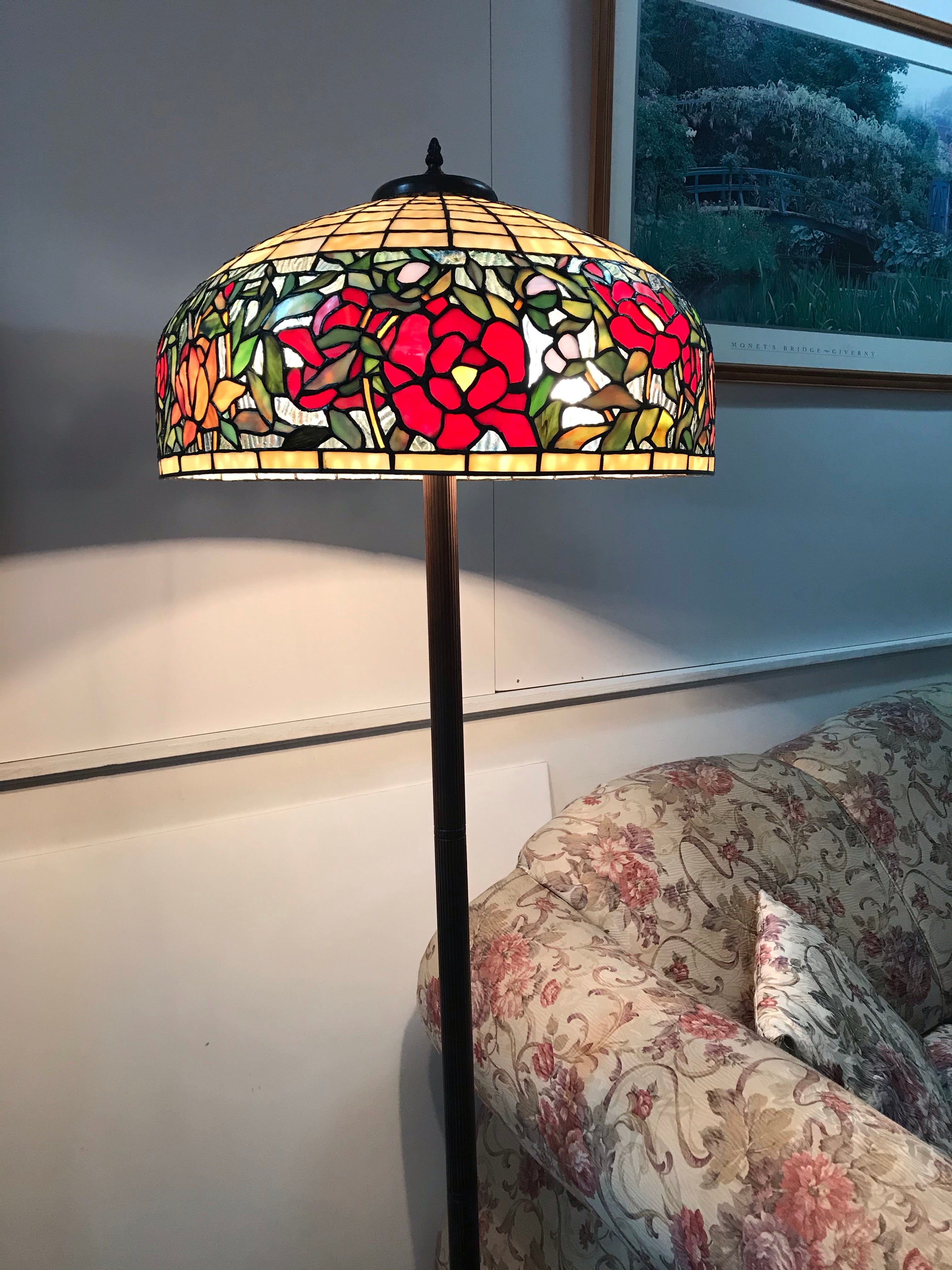 Limited Editon Hugh 20" Flower Style Leadlight Tiffany Floor Lamp